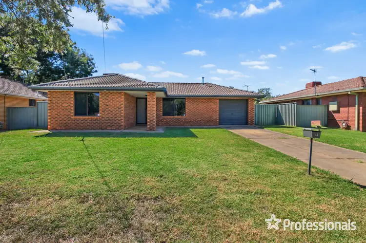 15 Forrest Street, Lake Albert NSW 2650