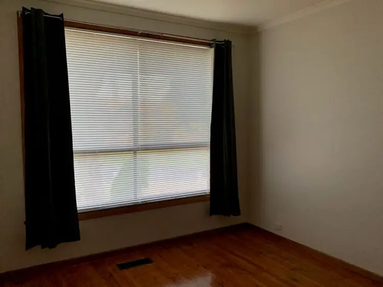 Fifth view of Homely unit listing, 1/5 Nicholson Crescent, Meadow Heights VIC 3048