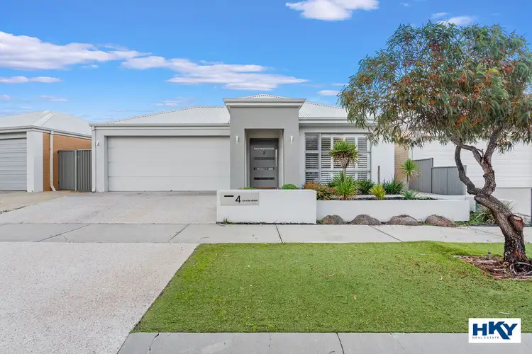 4 Bronze Street, Eglinton WA 6034