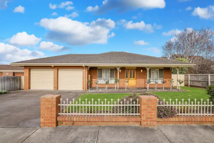 21 Sundale Road