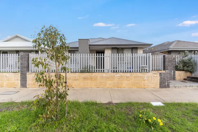 30 Mallina Crescent, Golden Bay WA 6174