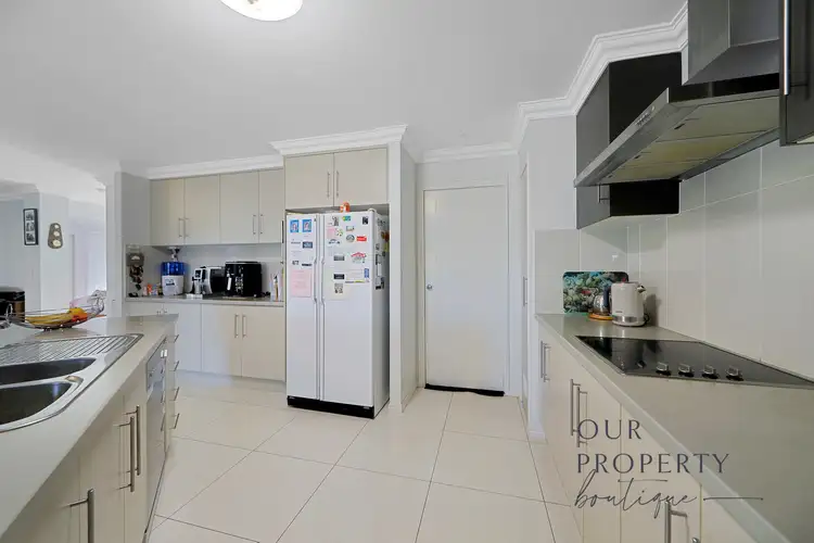 Fifth view of Homely house listing, 7 Belmonte Drive, Coral Cove QLD 4670
