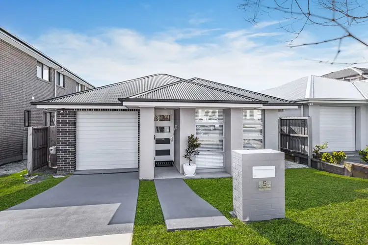 5 Charlton Street, Wilton NSW 2571