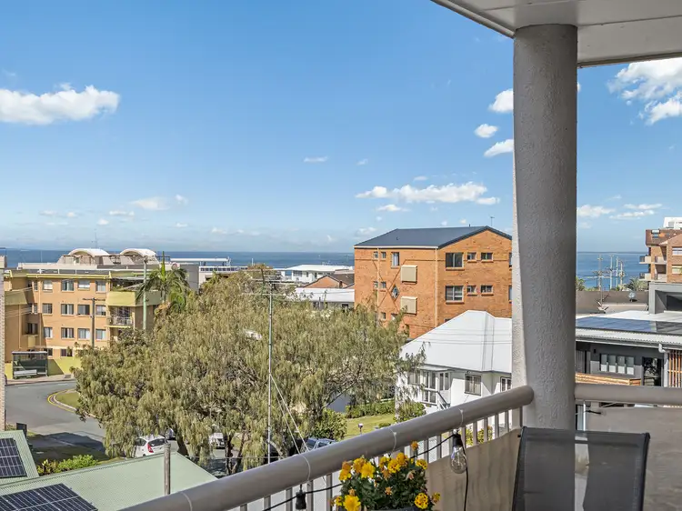 6/9 Saltair Street, Kings Beach QLD 4551