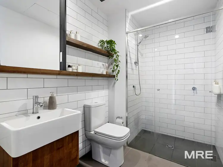 Fifth view of Homely apartment listing, 302/25 Lynch Street, Hawthorn VIC 3122