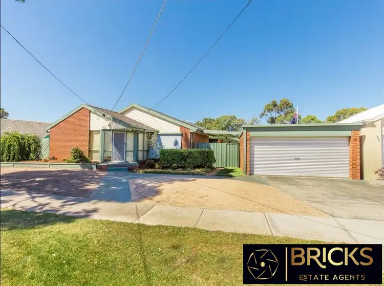 36 Julier Crescent