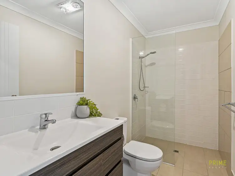 Sixth view of Homely unit listing, 1/235 Torquay Terrace, Torquay QLD 4655