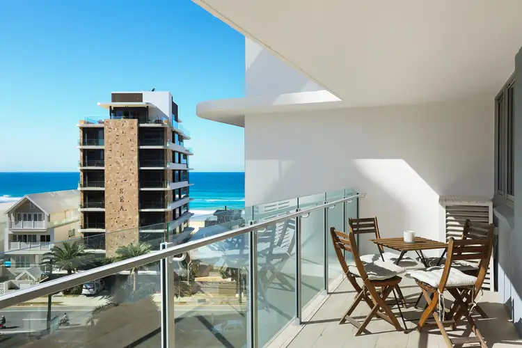 3540 Main Beach Parade