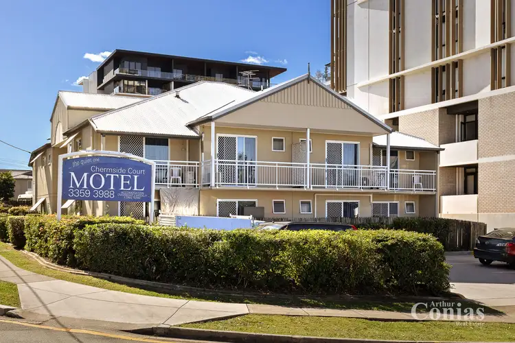 105 Farnell Street, Chermside QLD 4032