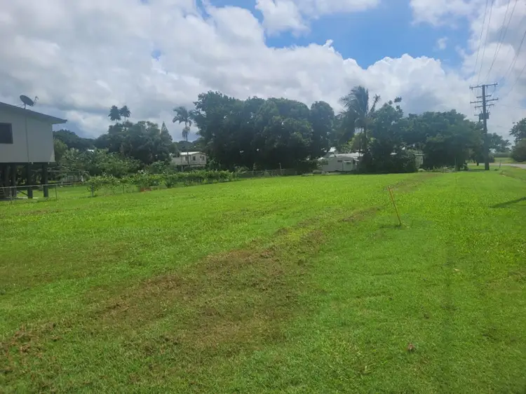 105 Mill Road, Macknade QLD 4850