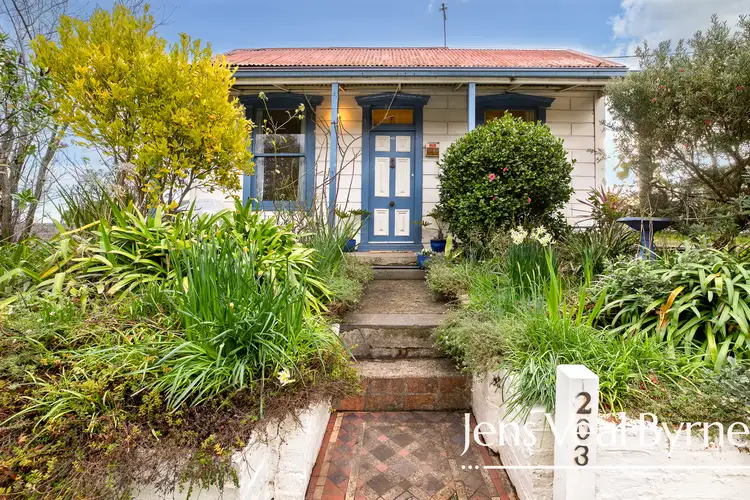 203 Ligar Street, Soldiers Hill VIC 3350