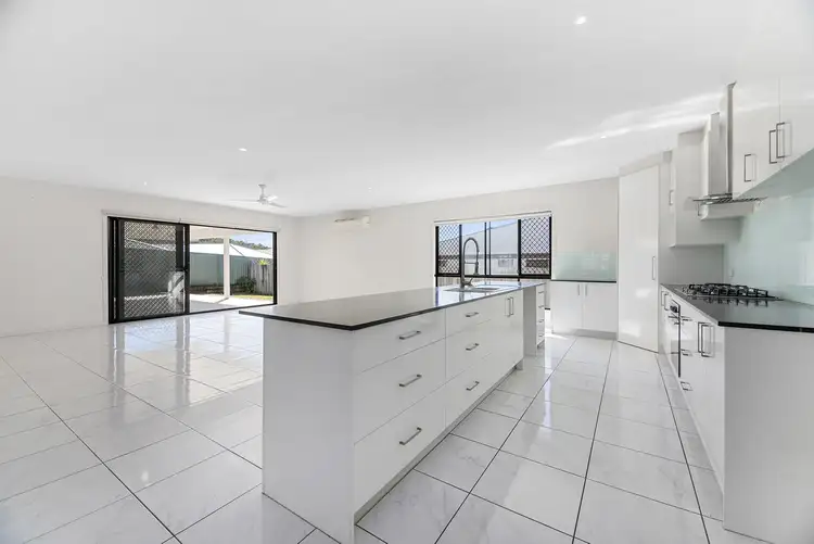 Second view of Homely house listing, 11 Julie Court, Oxenford QLD 4210