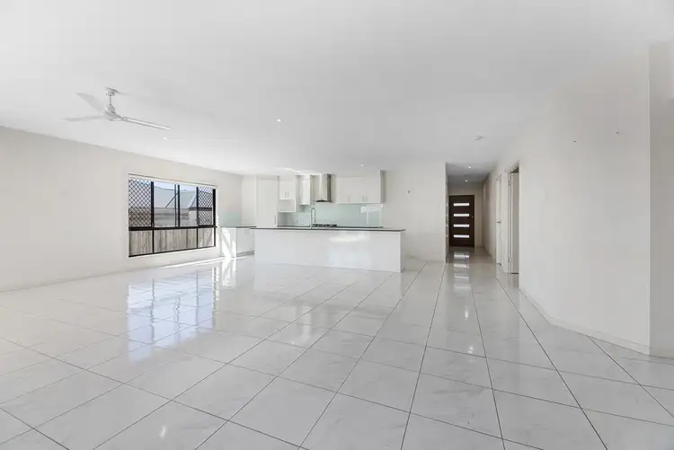 Third view of Homely house listing, 11 Julie Court, Oxenford QLD 4210