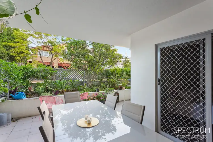 Third view of Homely unit listing, 1/6 Lockhart Street, Woolloongabba QLD 4102
