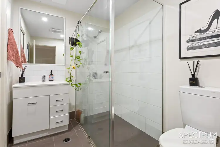 Fifth view of Homely unit listing, 1/6 Lockhart Street, Woolloongabba QLD 4102