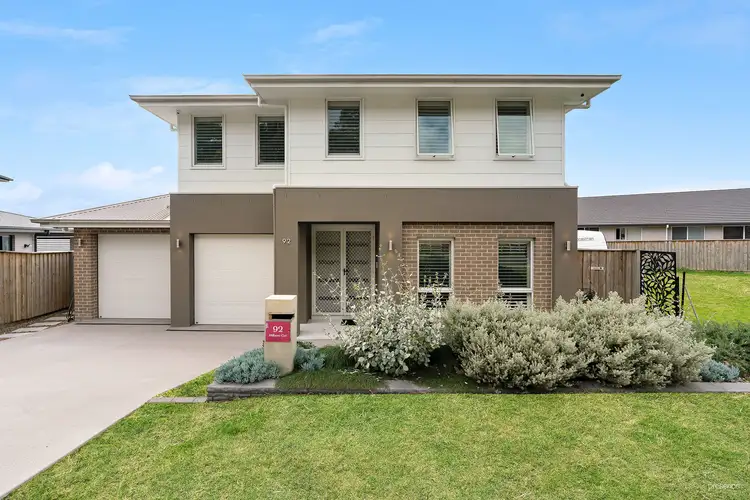 92 Milburn Circuit, Boolaroo NSW 2284