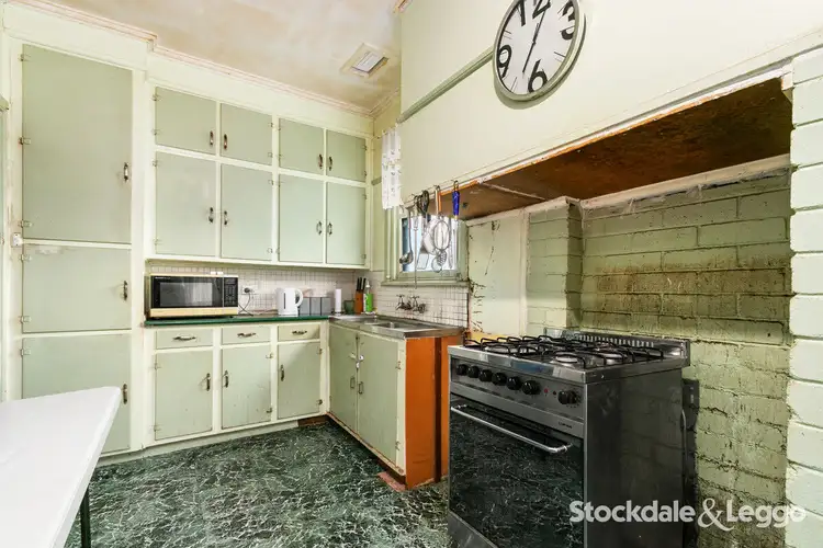 Fifth view of Homely house listing, 1 Sherrin Street, Morwell VIC 3840