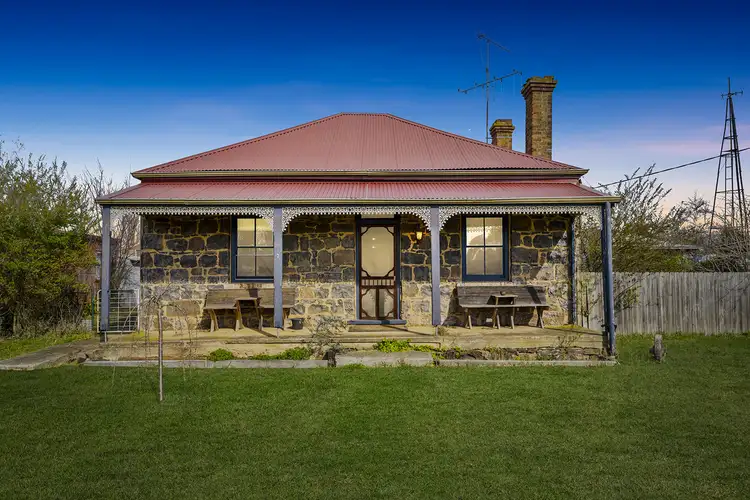 7 Findhorn Street, Crookwell NSW 2583