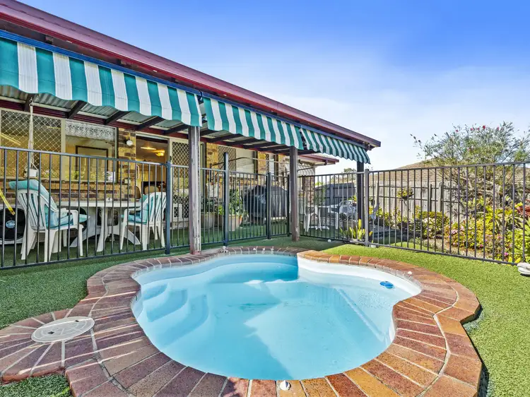 Main view of Homely villa listing, 5/32-42 Mildura Drive, Helensvale QLD 4212