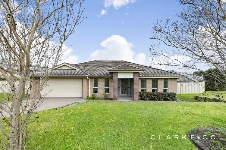 7 Laurie Drive, Raworth NSW 2321