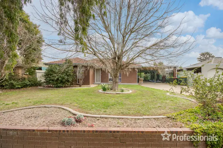 6 Forrest Street, Lake Albert NSW 2650