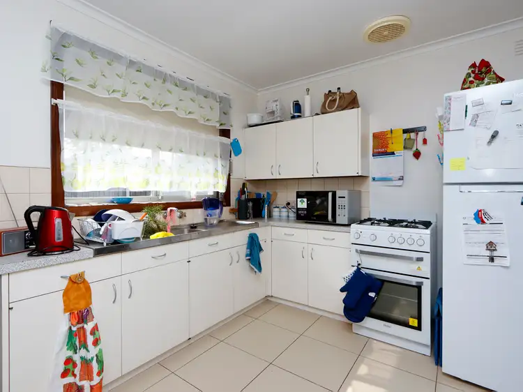 Fifth view of Homely townhouse listing, 2/2 Weir Street, Sale VIC 3850
