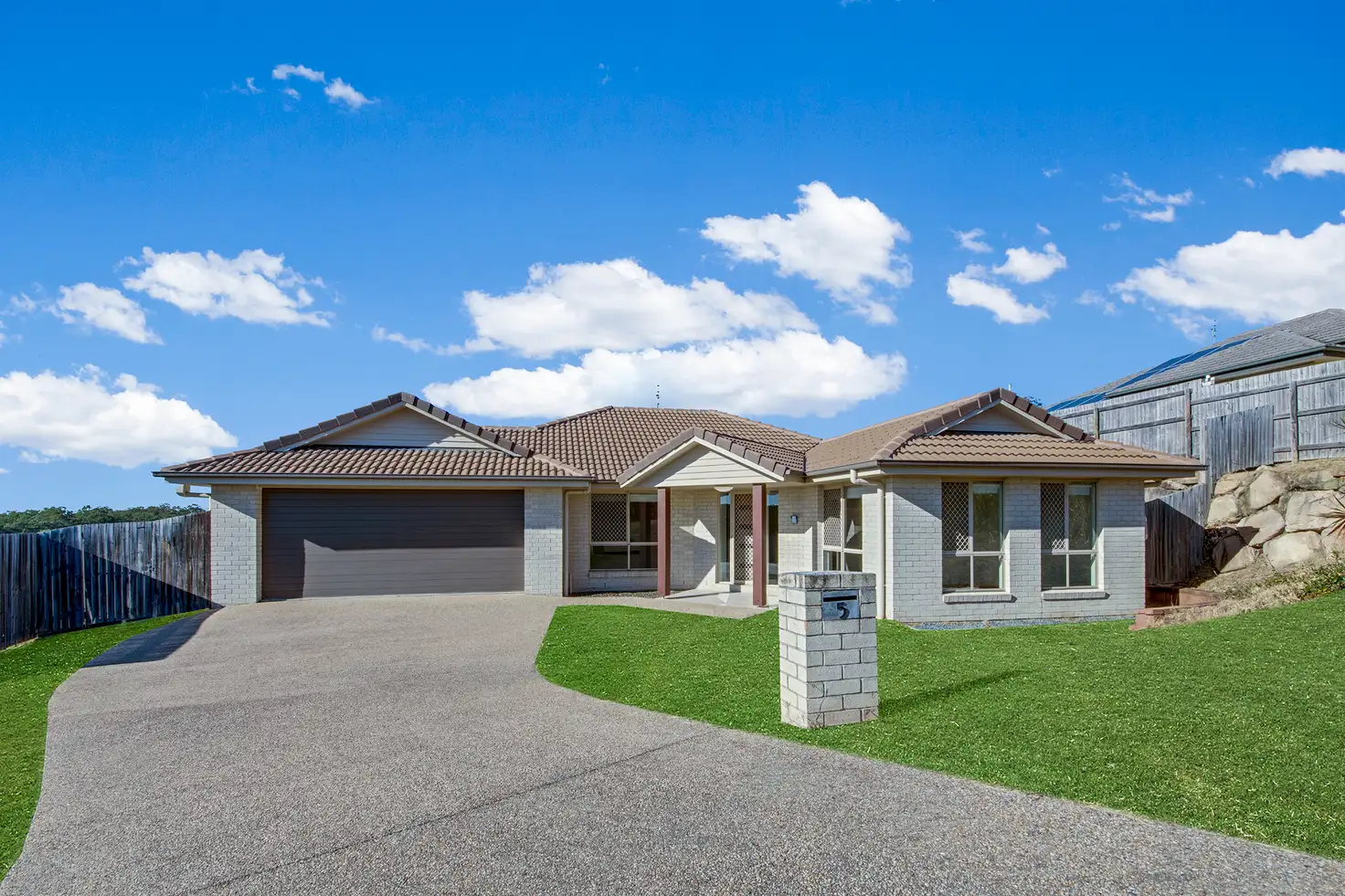 Main view of Homely house listing, 5 Dampier Court, Glen Eden QLD 4680