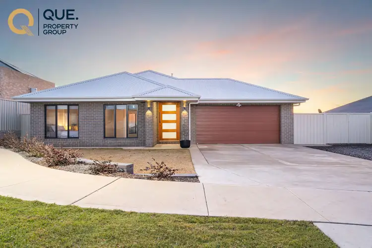 8 Gipsy Court, Tangambalanga VIC 3691