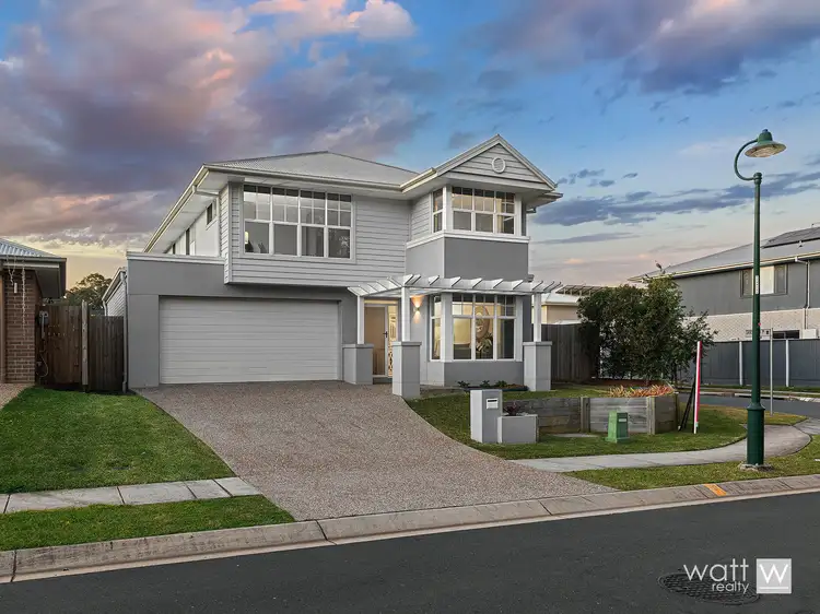 1 Sarsfield Place, Bridgeman Downs QLD 4035