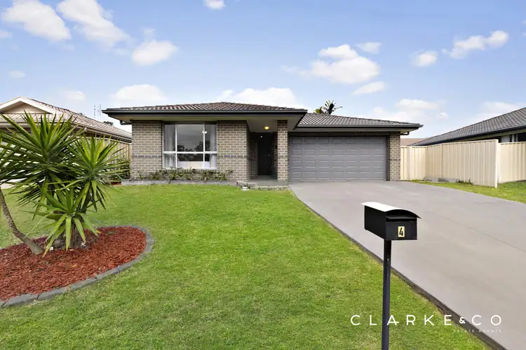 4 Mahogany Crescent, Thornton NSW 2322