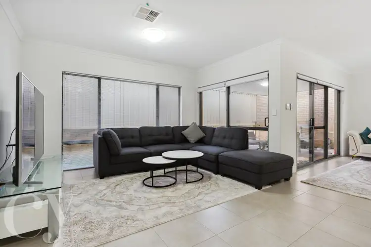 Sixth view of Homely house listing, 2/10 York Avenue, Bentley WA 6102