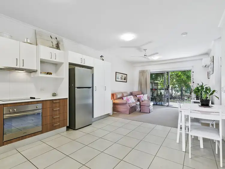 25 Chancellor Village Boulevarde