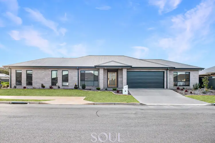 61 Gillmartin Drive, Griffith NSW 2680