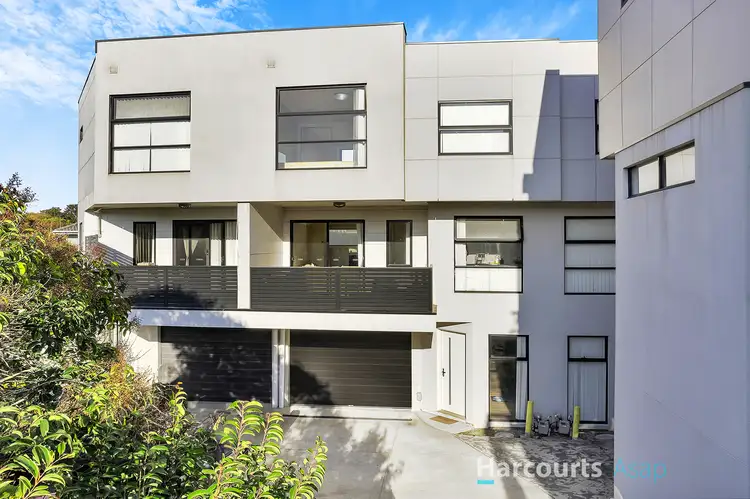 6/7 McFarlane Crescent, Dandenong VIC 3175