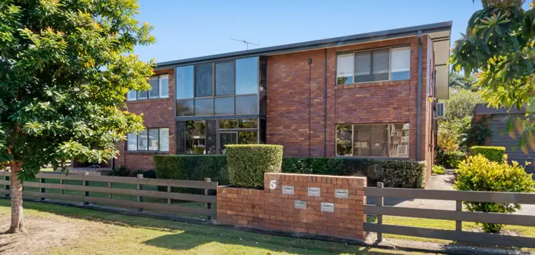 1/5 View Street, Woody Point QLD 4019