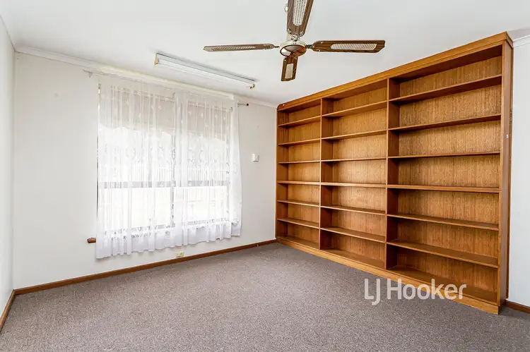 Fifth view of Homely house listing, 25 Camelot Drive, Paralowie SA 5108