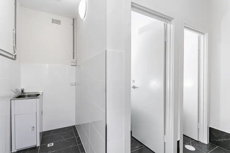 Fifth view of Homely unit listing, 4/13 Hutt Street, Adelaide SA 5000