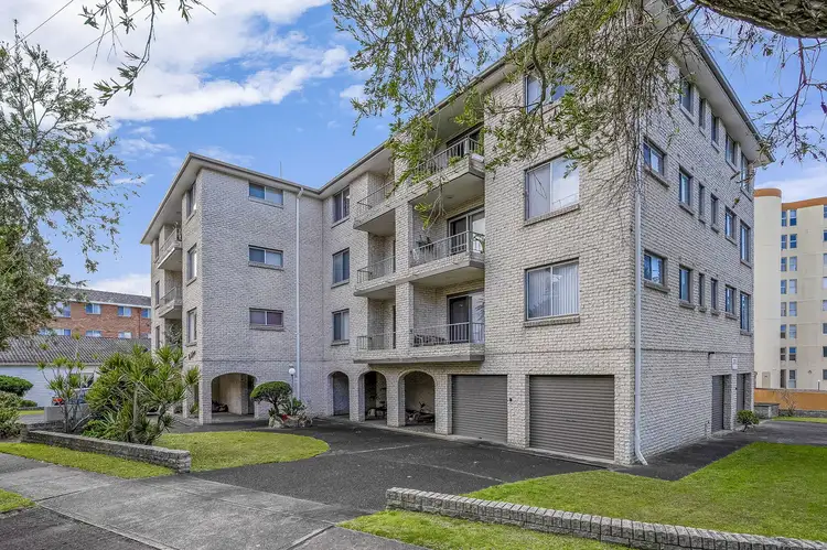 Main view of Homely unit listing, 8/12 Bayview Avenue, The Entrance NSW 2261