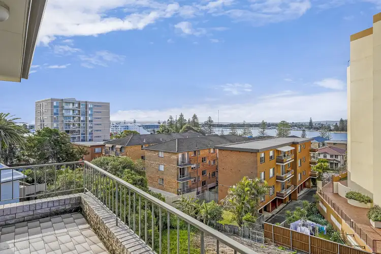 Sixth view of Homely unit listing, 8/12 Bayview Avenue, The Entrance NSW 2261