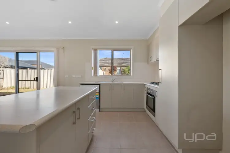 Sixth view of Homely unit listing, 11/3 Austin Place, Melton South VIC 3338