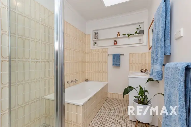 Fourth view of Homely house listing, 8 Incarnie Crescent, Wagga Wagga NSW 2650