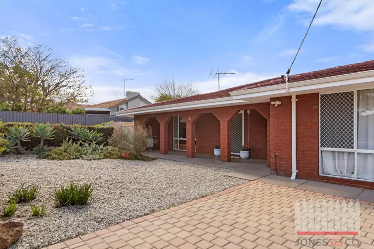 72 Penzance Street, Bassendean WA 6054