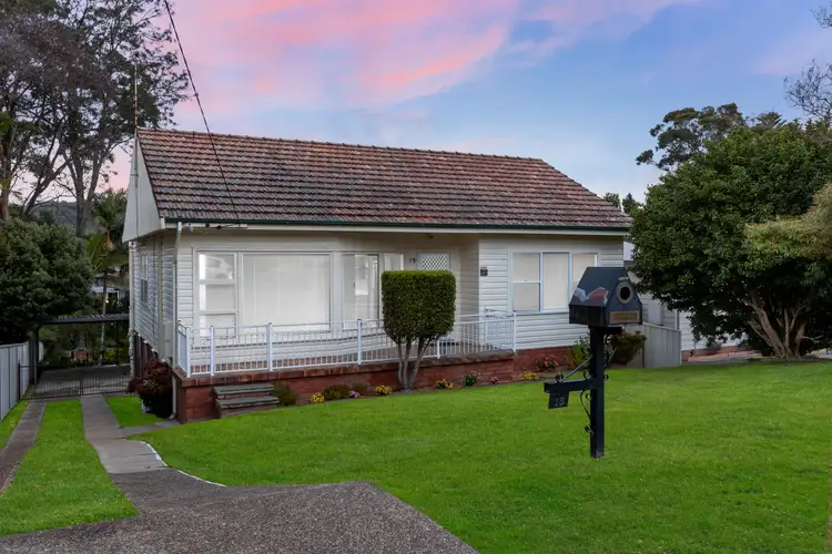 15 Judith Avenue, Kotara NSW 2289