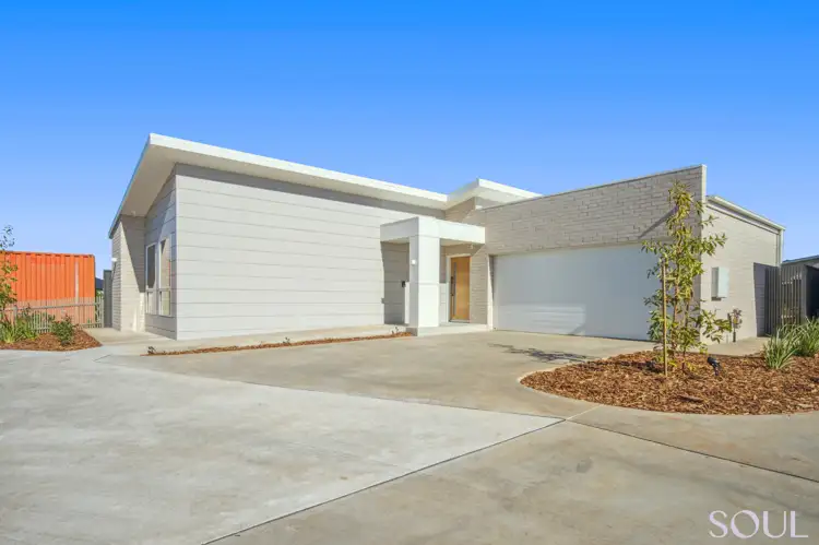 11 Maher Circuit, Griffith NSW 2680