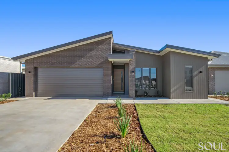 13 Maher Circuit, Griffith NSW 2680