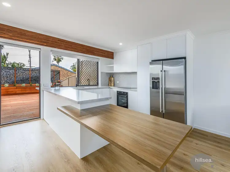 2/6 Boea Street, Arundel QLD 4214