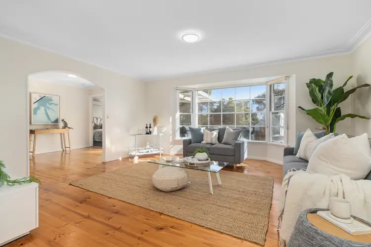 Fifth view of Homely house listing, 6 Owen Close, Frankston VIC 3199