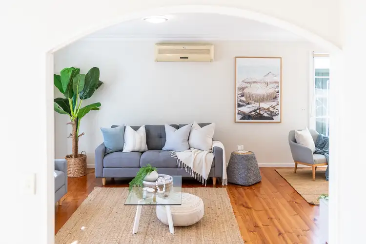 Second view of Homely house listing, 6 Owen Close, Frankston VIC 3199