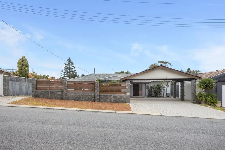 18 Buchanan Way, Padbury WA 6025