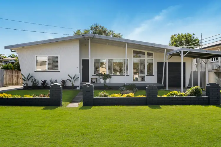 12 Murray Street, Clontarf QLD 4019